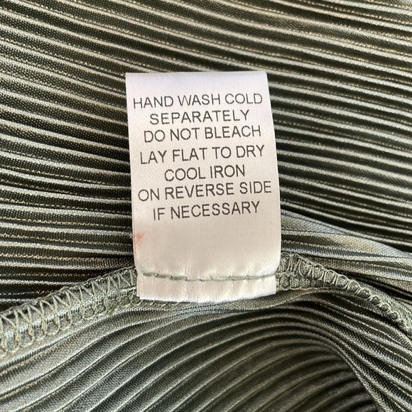 Mable Olive Branch Plisse Pleated Mini Shirt Belted Shirt Dress Size Medium NWT - Picture 15 of 15